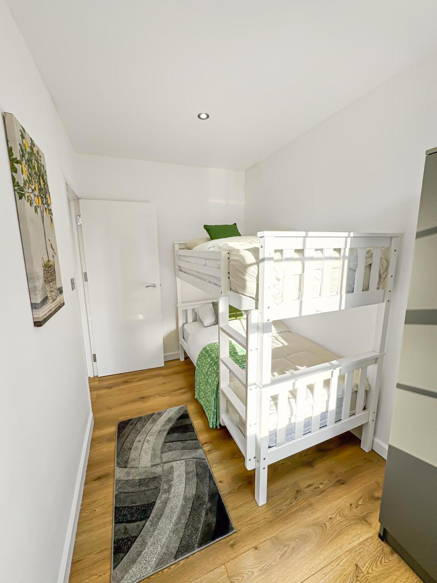 Luxury Flat For 6 - 5 Min Walk From Camden Market Hw4 ロンドン エクステリア 写真