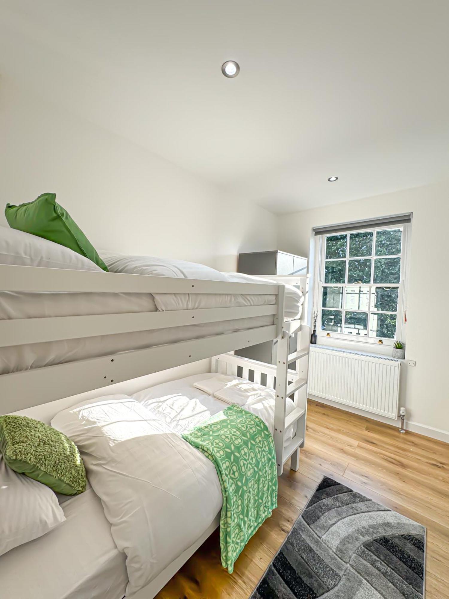 Luxury Flat For 6 - 5 Min Walk From Camden Market Hw4 ロンドン エクステリア 写真