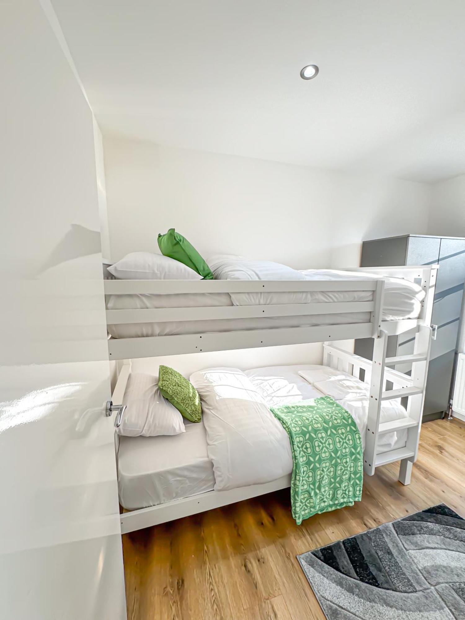 Luxury Flat For 6 - 5 Min Walk From Camden Market Hw4 ロンドン エクステリア 写真